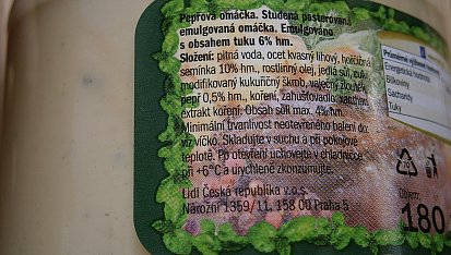 "Minutkový" vepřový řízek speciál, detail složení pepřové omáčky