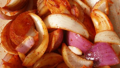 Pečená cibule tandoori