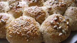 Podzimní "kuličkový" chléb