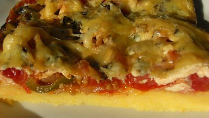 Polenta se zeleninou a tofu (zapečená)