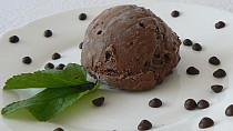 „Studená delikatesa“: Mátová zmrzlina s čokoládou