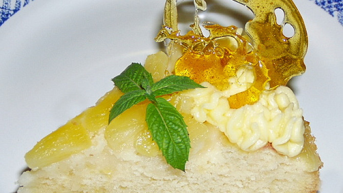 Ananasový koláč