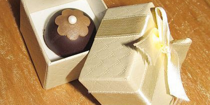 „Bonboniéru můžete udělat i doma“: Karamelové pralinky