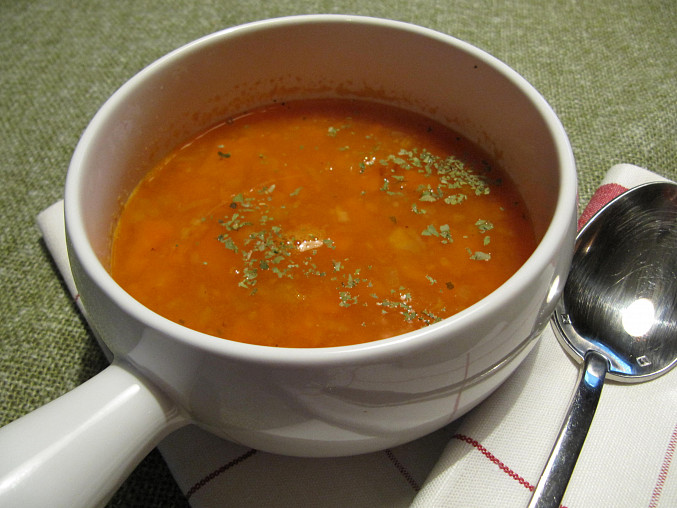 Červená čočková s kari (polévka)