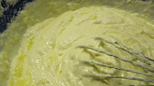 Citronovozázvorový cheesecake, Hotový krém s bílkovým sněhem