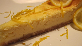 Citronovozázvorový cheesecake