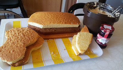 Dinoušek-Krokoušek, nařezané a seskládané korpusy