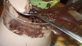 Domácí, lahodný, čokoládovo-skořicový tvaroh