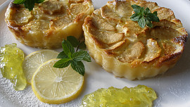 Glazované mascarponové koláčky s jablky