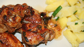 Grilovaná kuřecí křidélka Teriyaki