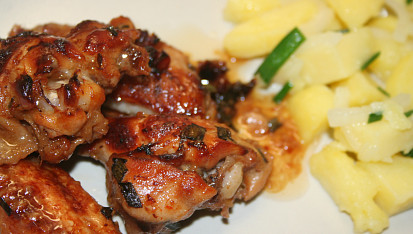 Grilovaná kuřecí křidélka Teriyaki