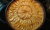 Jablečný dort s ořechy a skořicí (Jablečný dort bez skořice)