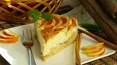 Jablkový koláč s tvarohem