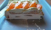 Jahodový dort pro Lukáše (sem som dala marína keksy pokvapkané s kávou)