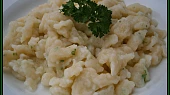 Špecle-jemné přílohové noky, Jemné,přílohové noky-protlačené přes síto na noky