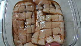 Kachní prsa na medu s jablkem