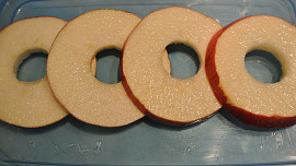 Kachní prsa na medu s jablkem