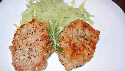 Kotletky se zelím a bazalkou