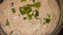 Ostřejší, kedlubnovo - vaječná pomazánka