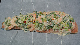 Pikantní losos s nádivkou