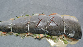 Pikantní losos s nádivkou