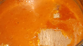 Staročeská omáčka z povidel, skořice a rajčátek  -  podle babiččiny kuchařky