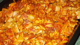 Vepřové kostky - á la moravský vrabec, se zelím a  knedlíkem z řapíku a slaniny