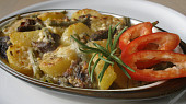 Brambory (gnocchi) zapečené s " balkánským" přelivem