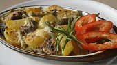 Brambory (gnocchi) zapečené s " balkánským" přelivem