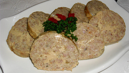 Bůčková sekaná