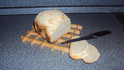 Chleba s majoránkou a cibulí