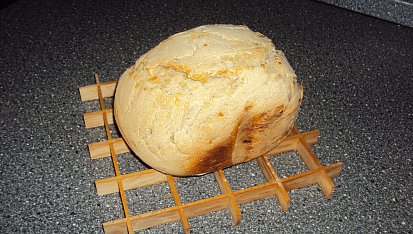 Chleba s majoránkou a cibulí