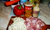 Curry kuře s paprikou, zázvorem a smetanou, ingredience...