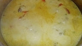 Curry kuře s paprikou, zázvorem a smetanou (dusíme...)
