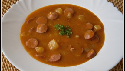 Frankfurtská polévka s bramborami