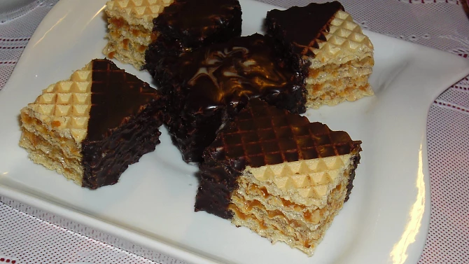 Griliášové kostky ( cukrářská výroba)
