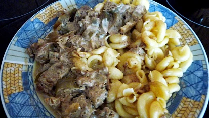 Hovězí s kyselými okurkami -podle tchýňky