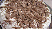 Kakaový dort s kávovou náplní