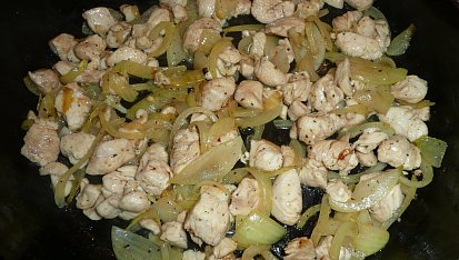 Kuřecí směs s kapary a chilli papričkami