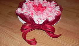Malé růže (mini dortíky)