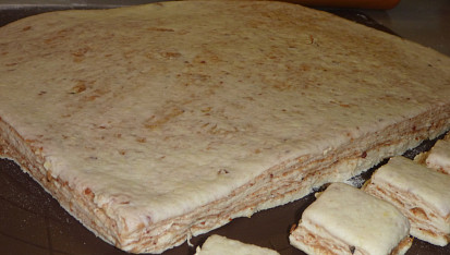 Škvarkové pagáče, krájanie