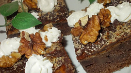 Moučník " -  moje dobrotka" s vanilkovou chalvou a tvarohem