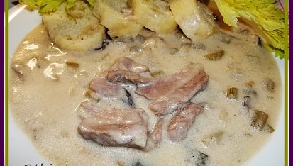 Omáčka Velouté s přidáním řapíkatého celeru, houbami a kyselých okurek, Omáčka Velouté s přidáním tří ingrediencí