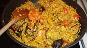 Paella s mořskými plody