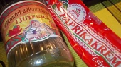 Plněná kuřecí prsa na bulharské  zeleninové směsi  " Ljutenica "