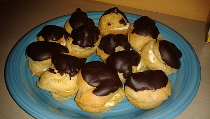Profiteroles se šlehačkou aneb sladké bobečky mlsné rebečky, Jsou tu..