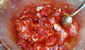 Ražničí s marinádovou šťávou (maso naložené v marinádě...)