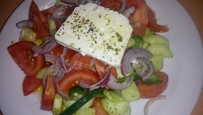 Řecký salát se sýrem Feta