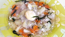 Rozmarynova cesnecka à la 'poached egg'