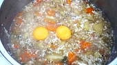 Rozmarynova cesnecka à la 'poached egg'